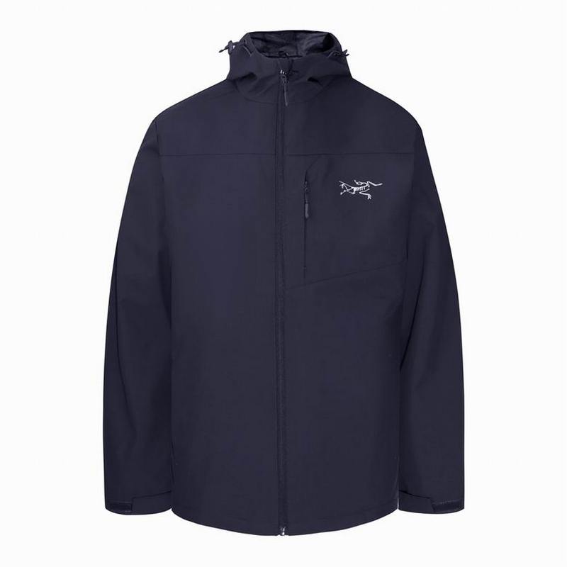 ARC'TERYX Men's Outwear 100